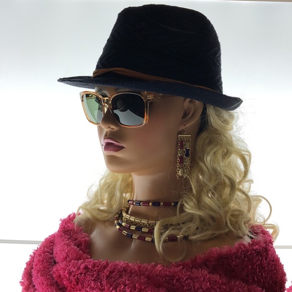 Oscar DeLa Renta Clear Yellow Frame Medium Arm Green Tint - Picture 5 of 7